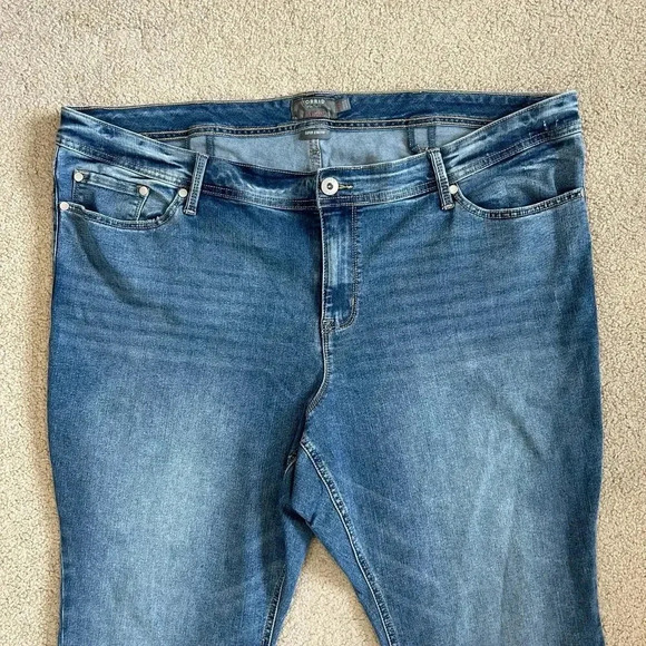 Torrid Luxe Slim Bootcut Leg Jeans Super Stretch High Waist Dark Wash Size 24S - Picture 3 of 10